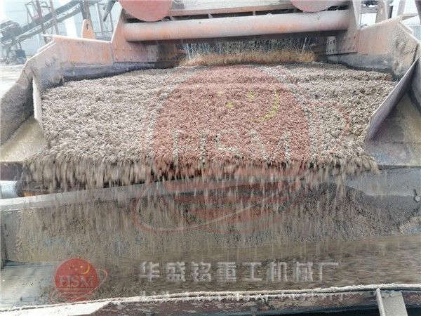 液壓對輥制砂機制砂效果